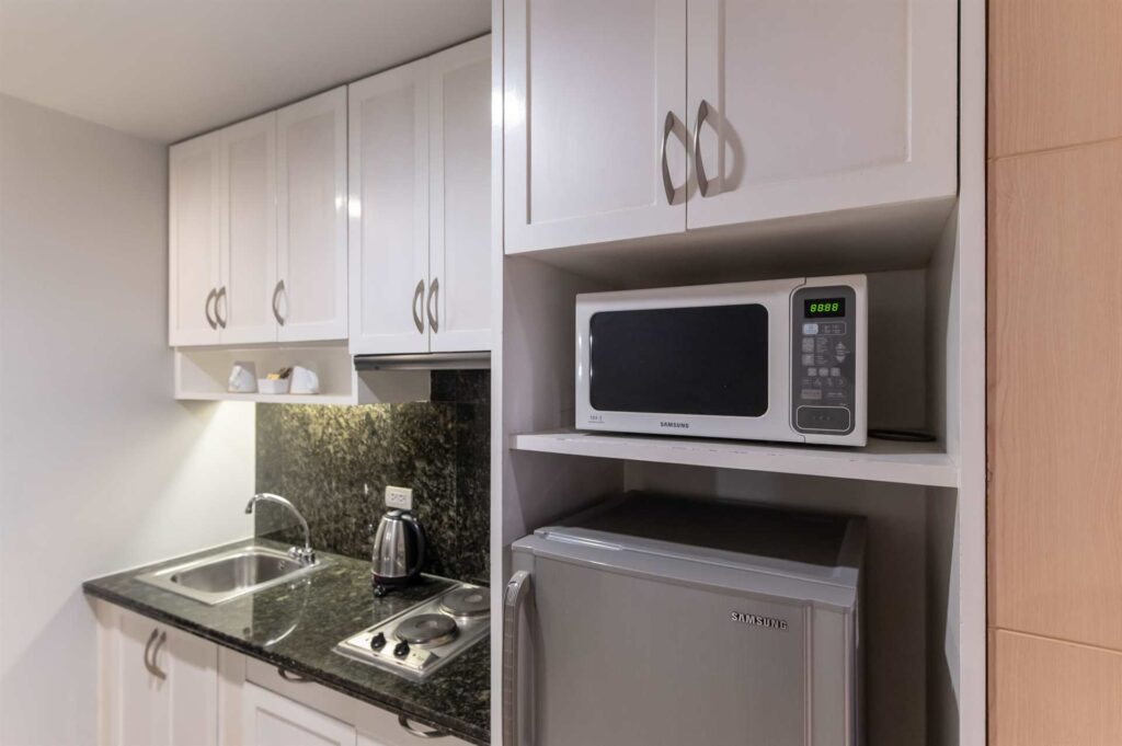 PREMIER STUDIO WITH BALCONY – Admiral Premier Bangkok : Serviced ...